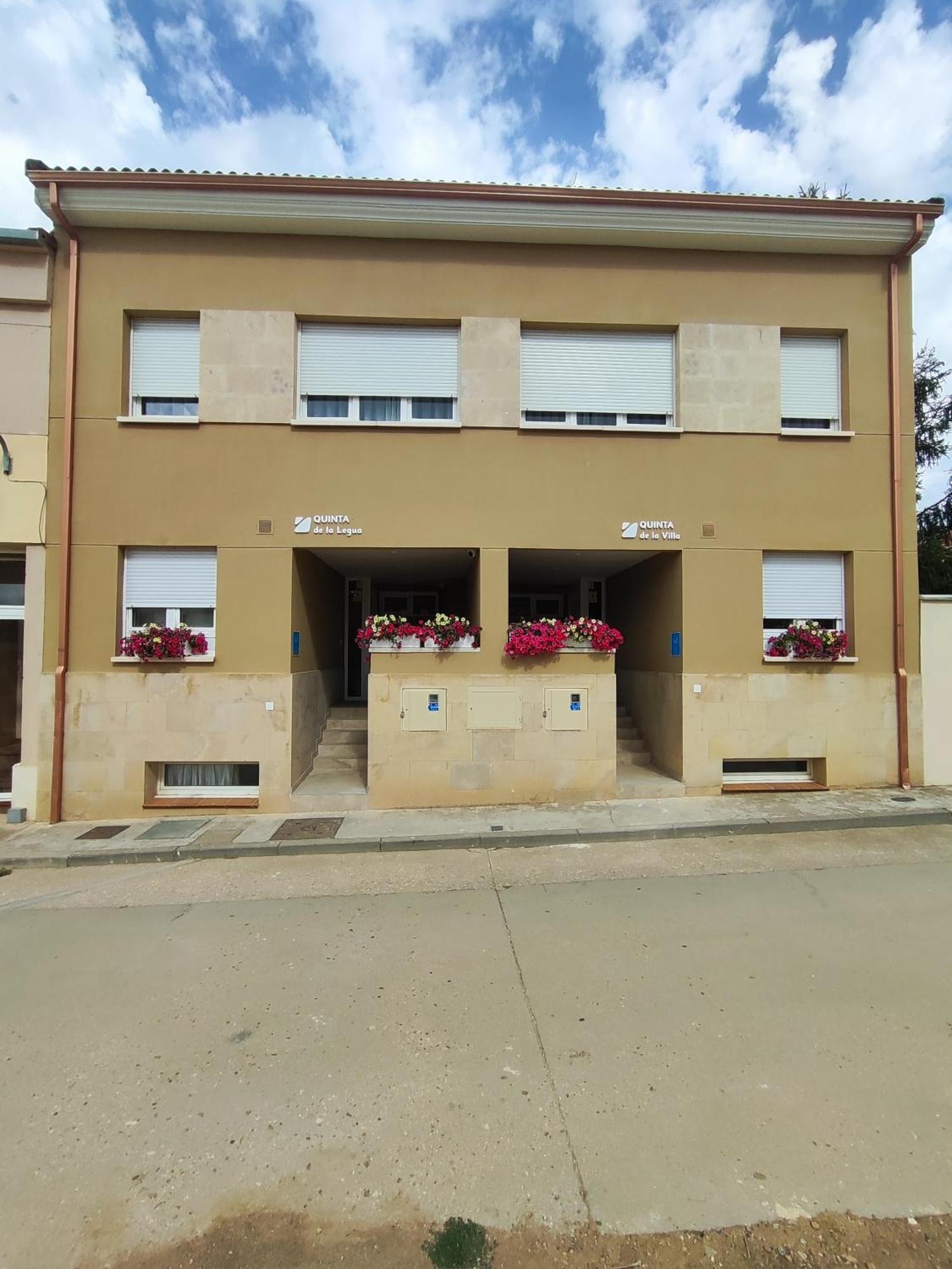 Vut Quinta La Villa Quintanadueñas Esterno foto
